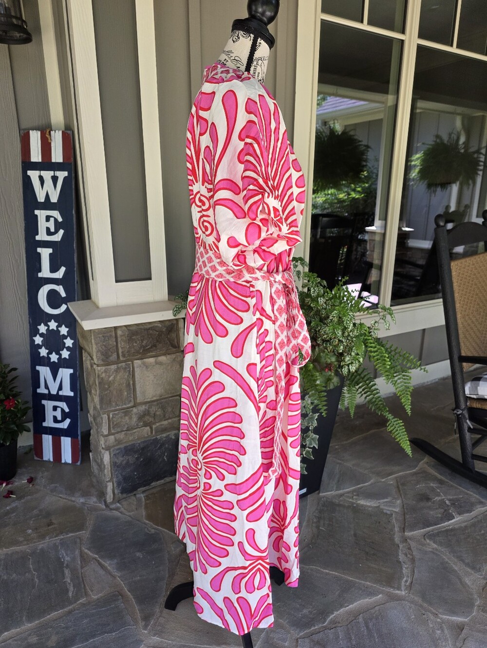 Gorgeous Pink & White Midi Dress with Bold Floral Print-NWT - Picture 14 of 16